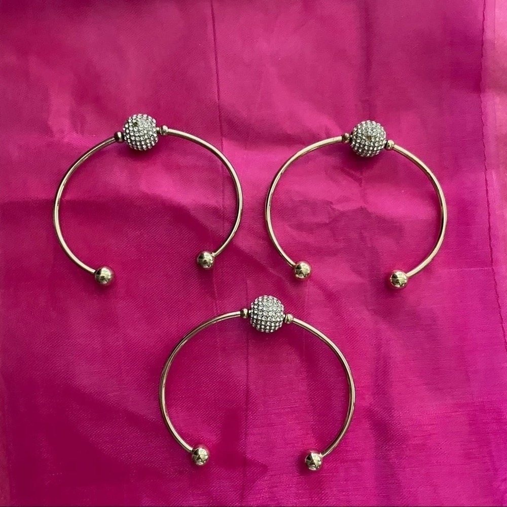 Express Gold Tone Bangle - Picture 2 of 11